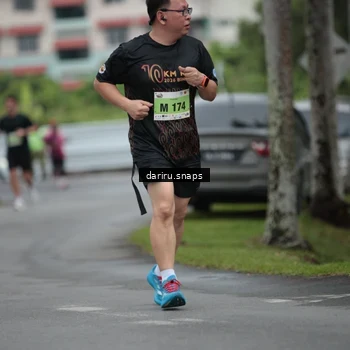 Runner Photo 8570117