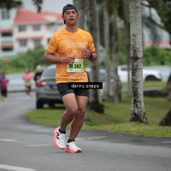 Runner Photo 8570208