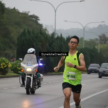 Runner Photo 8570268
