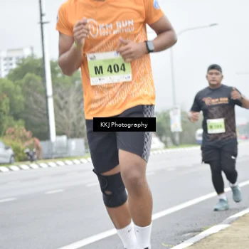 Runner Photo 8570285