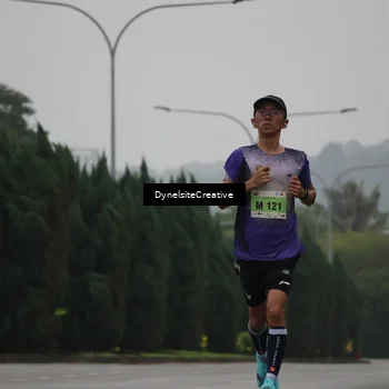 Runner Photo 8570331