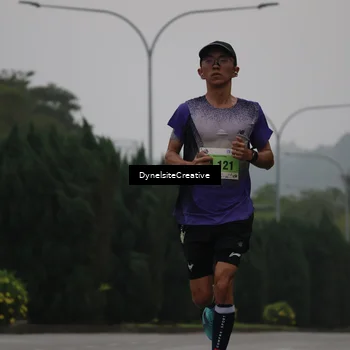 Runner Photo 8570338