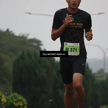 Runner Photo 8570344