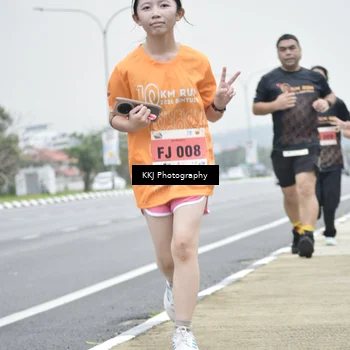 Runner Photo 8570381