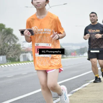 Runner Photo 8570383