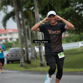 Runner Photo 8570501