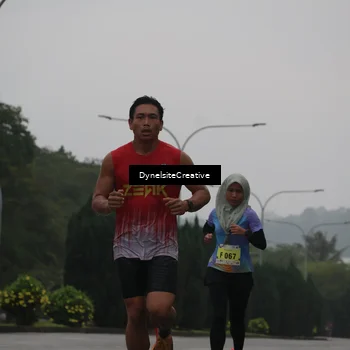 Runner Photo 8570509