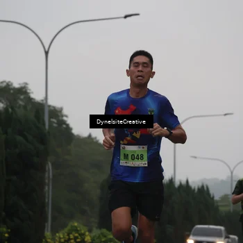 Runner Photo 8570547