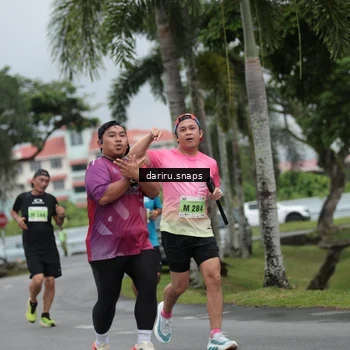 Runner Photo 8570555