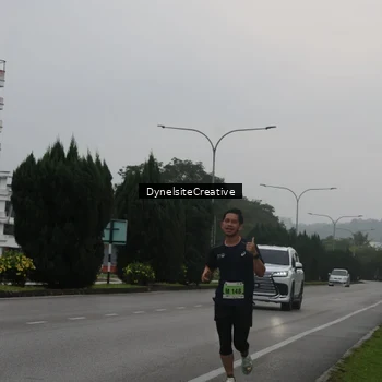 Runner Photo 8570557