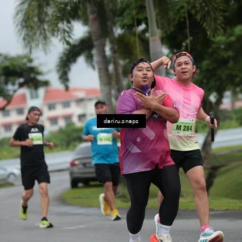 Runner Photo 8570564