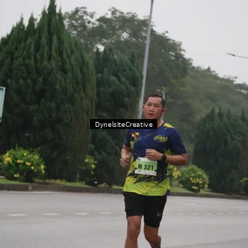Runner Photo 8570589
