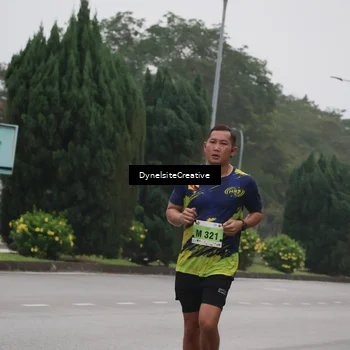 Runner Photo 8570600