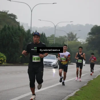 Runner Photo 8570611
