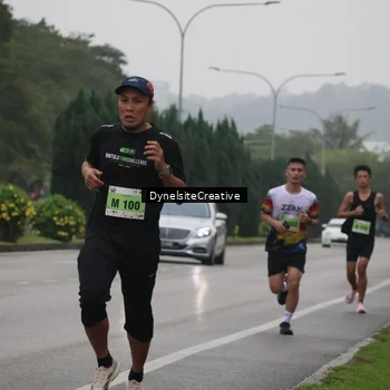 Runner Photo 8570620