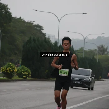 Runner Photo 8570634
