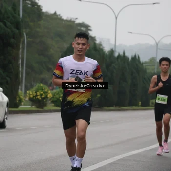 Runner Photo 8570636