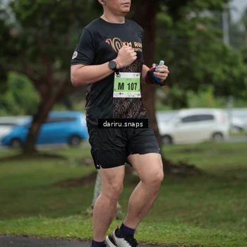 Runner Photo 8570639
