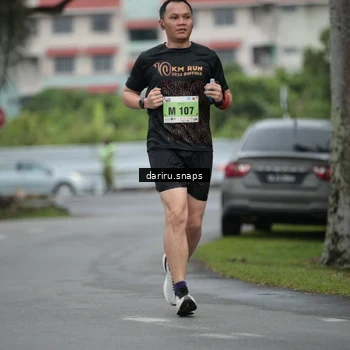 Runner Photo 8570653