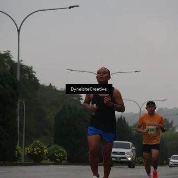 Runner Photo 8570677