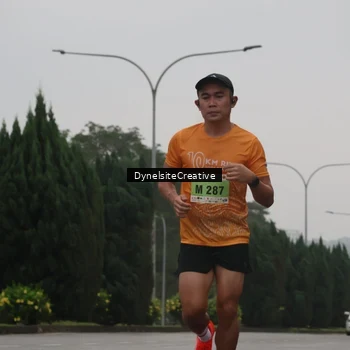 Runner Photo 8570686