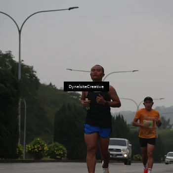 Runner Photo 8570697