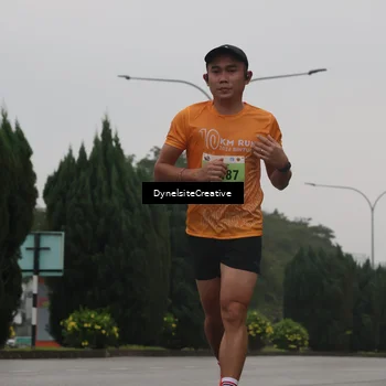 Runner Photo 8570708