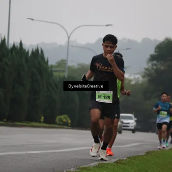 Runner Photo 8570711