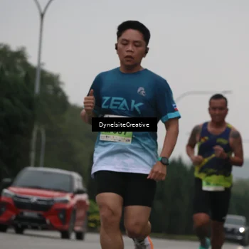 Runner Photo 8570733