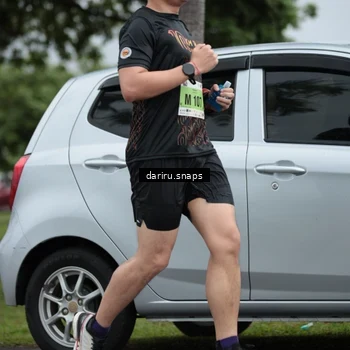 Runner Photo 8570741