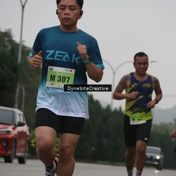 Runner Photo 8570743