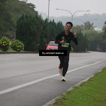 Runner Photo 8570801