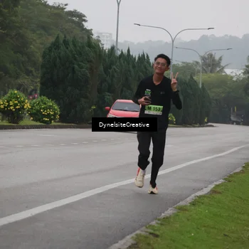Runner Photo 8570811