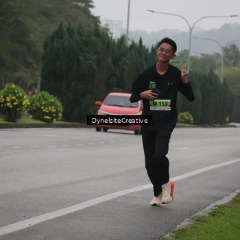 Runner Photo 8570853