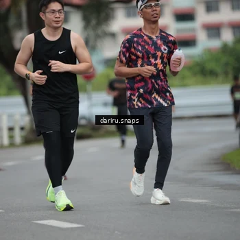 Runner Photo 8570858