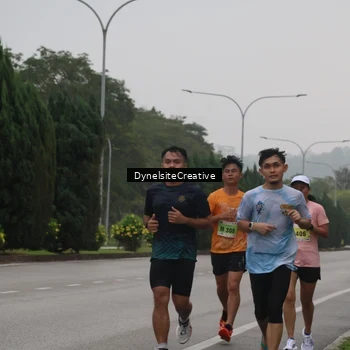 Runner Photo 8570935