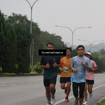 Runner Photo 8570956