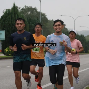 Runner Photo 8570980