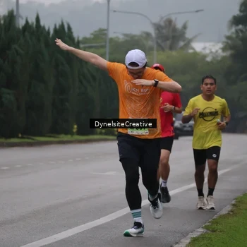 Runner Photo 8571022