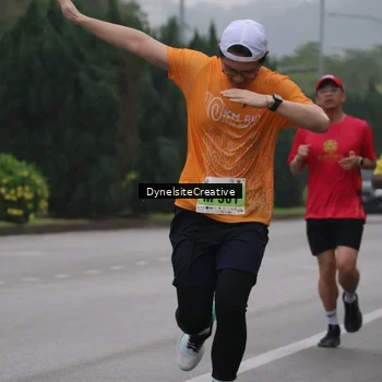 Runner Photo 8571055