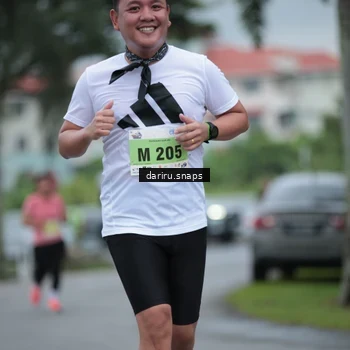 Runner Photo 8571092