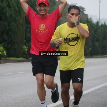 Runner Photo 8571100