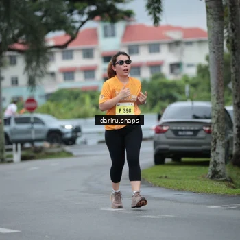 Runner Photo 8571125