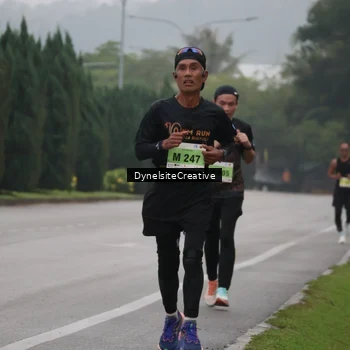 Runner Photo 8571151