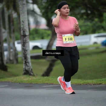 Runner Photo 8571165