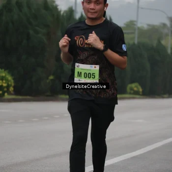 Runner Photo 8571168