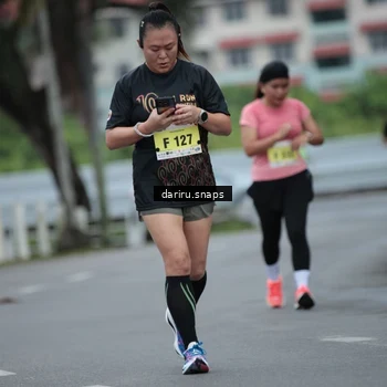 Runner Photo 8571175