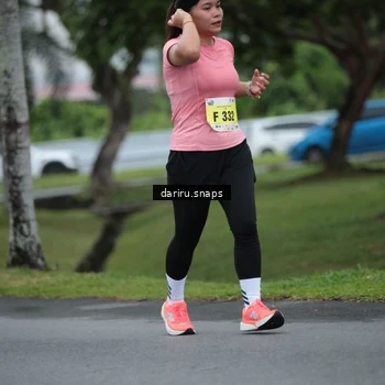 Runner Photo 8571178