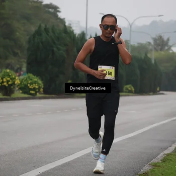 Runner Photo 8571189