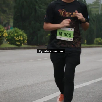 Runner Photo 8571198